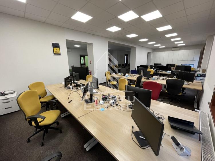 Birou, de 820 mp, în Ultracentral