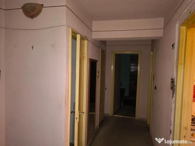 Apartament 2 camere Loca?ie excelenta str. Liberta?ii - Disponibil imediat - 7
