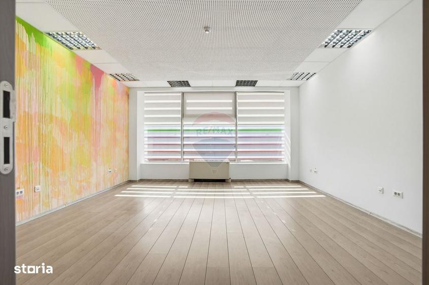 Spațiu comercial, de 435 mp, în Bogonos