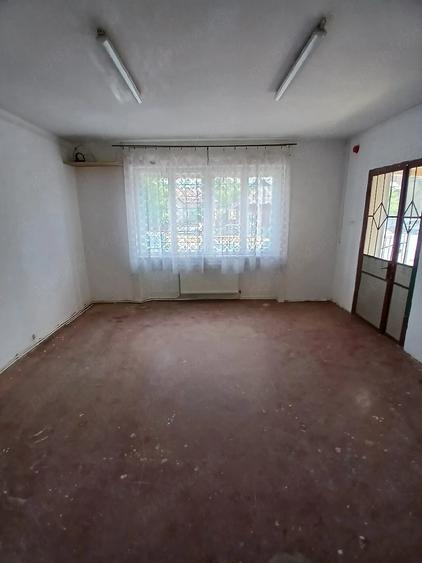 Dau Casa in chirie - 1