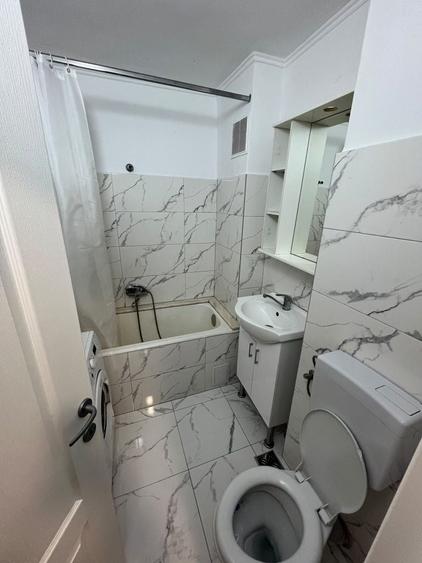 Garsonieră decomandată în Exterior Vest
