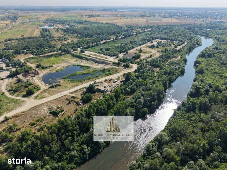 Spațiu comercial, de 1,530 mp, în 1 Decembrie