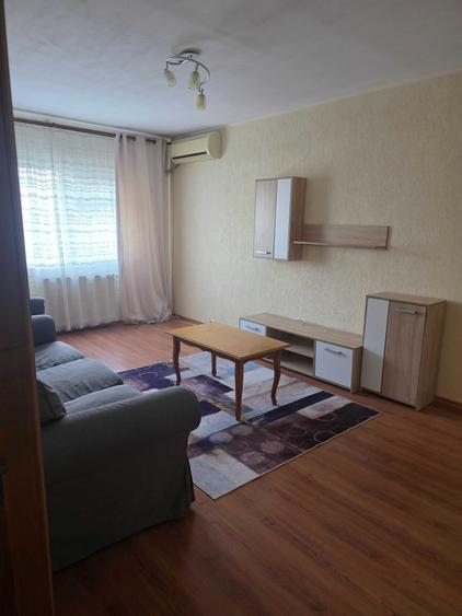 Inchiriez apartament cu 3 camere - 7