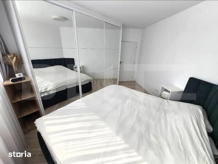 Apartament cu 3 camere, mobilat în Universității