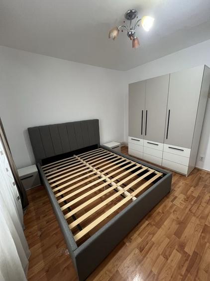 Apartament cu 2 camere decomandat în Tomești