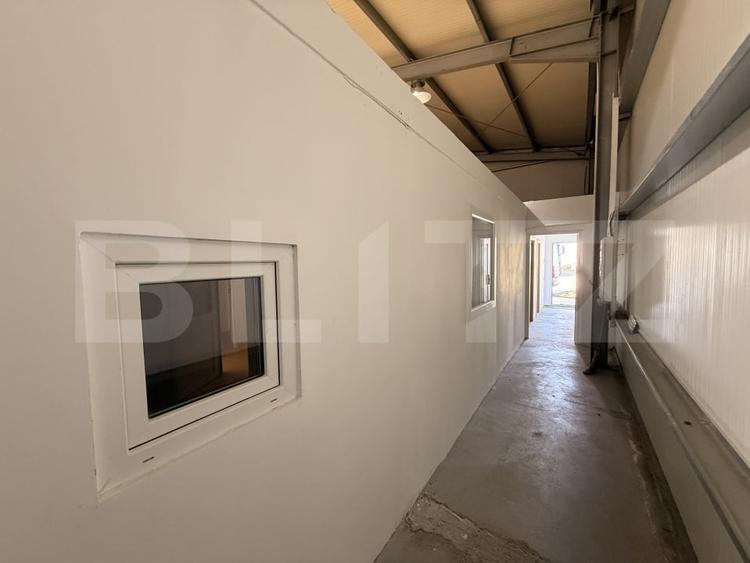 Spațiu industrial, de 269.41000366211 mp, în Exterior Est