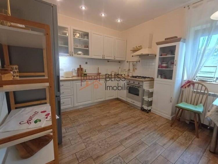 Casă cu 5 camere cu Garaj în Pipera