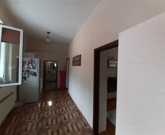Casă cu 3 camere cu Canalizare în Gruia