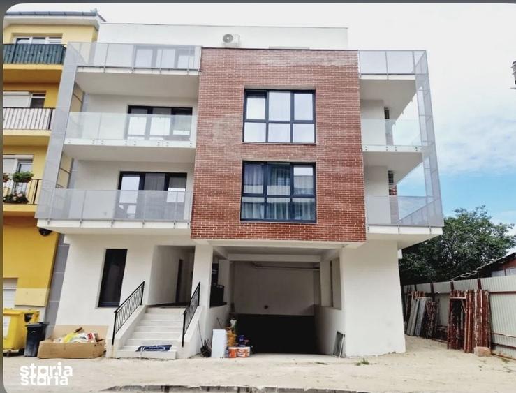 Apartament cu 3 camere în Iosia