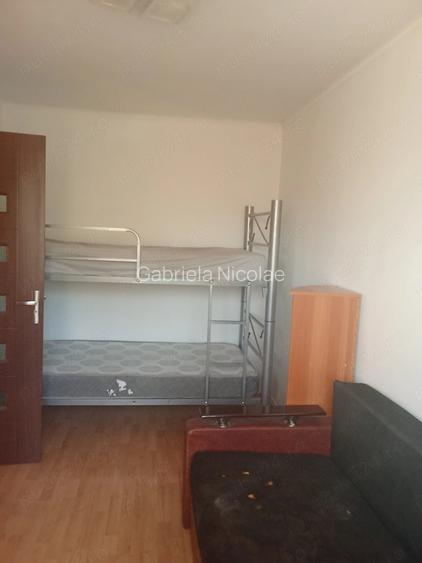 Vand apartament confort 3