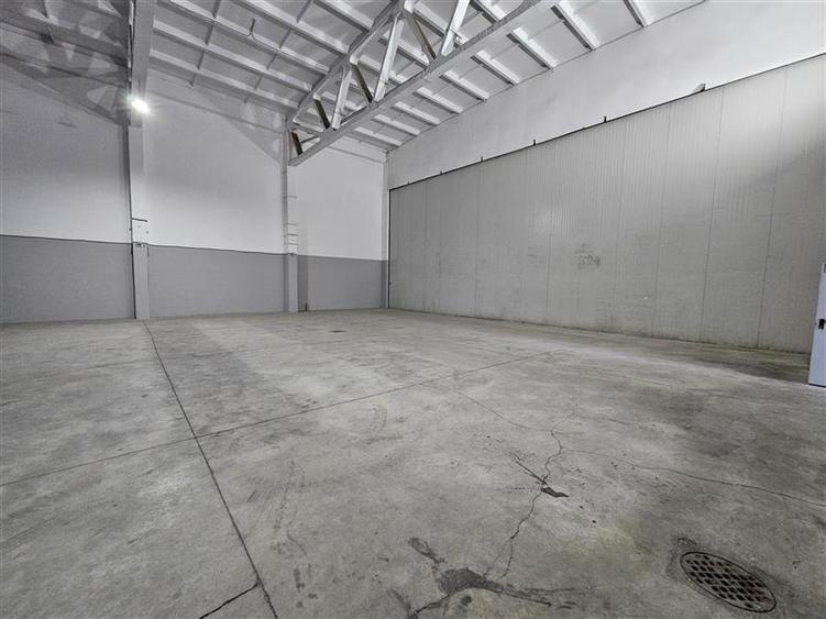 Spațiu industrial, de 440 mp, în CFR