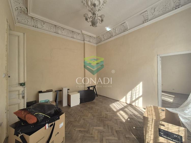 Apartament cu 3 camere decomandat în Victoriei