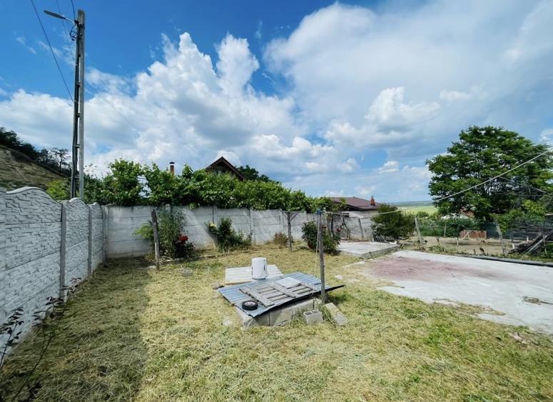 Casă cu 3 camere cu Teren 40 Mp în Central
