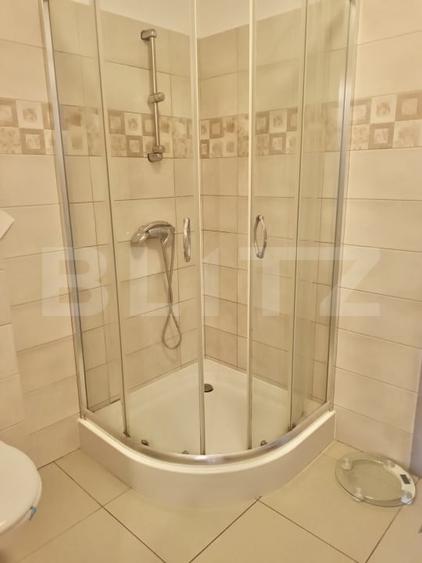 Apartament decomandat cu 3 camere in Tractorul - Coresi - 7