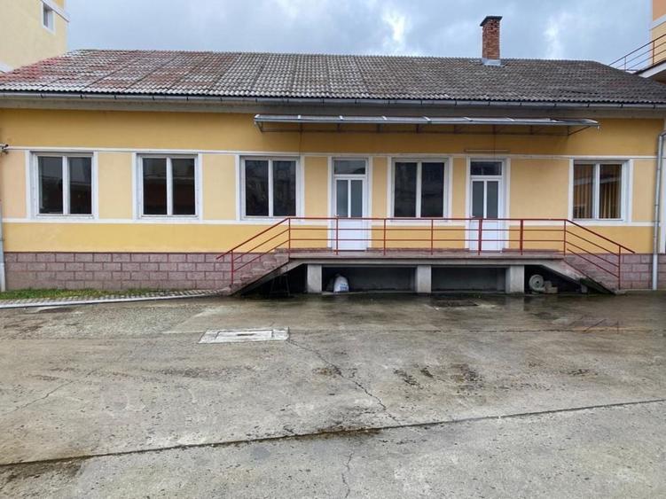 Spațiu comercial, de 150 mp, în Central