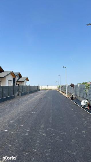 Casă cu 4 camere cu Teren 440 Mp în Frumușani