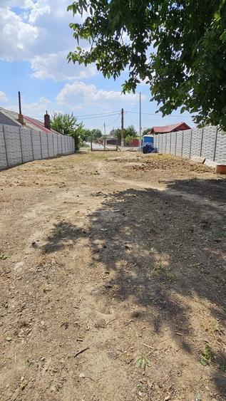 Teren de 400 mp, în Bordușani