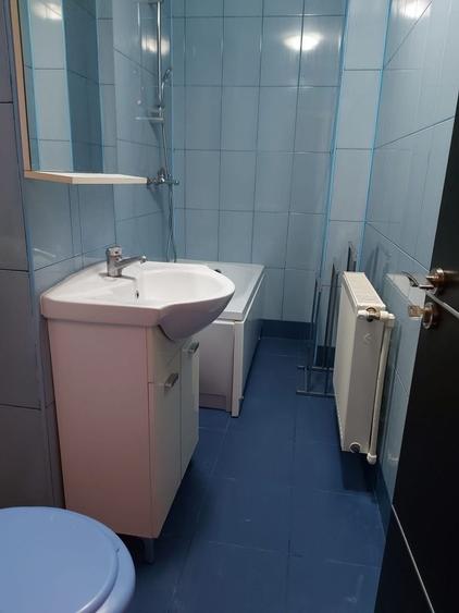 Garsonieră decomandată în Central