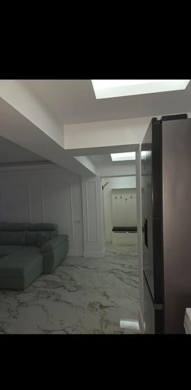 Apartament cu 2 camere decomandat în Uiești