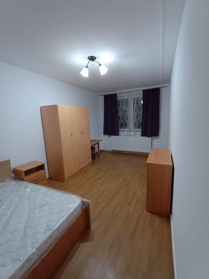 Garsonieră decomandată în Turnișor