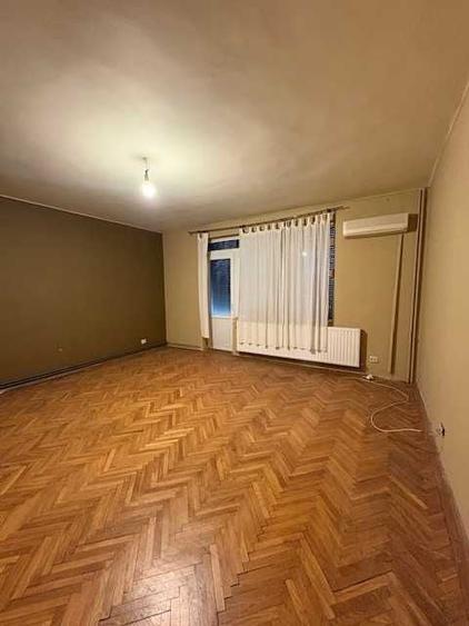 Apartament cu 3 camere decomandat în Malul Mureșului
