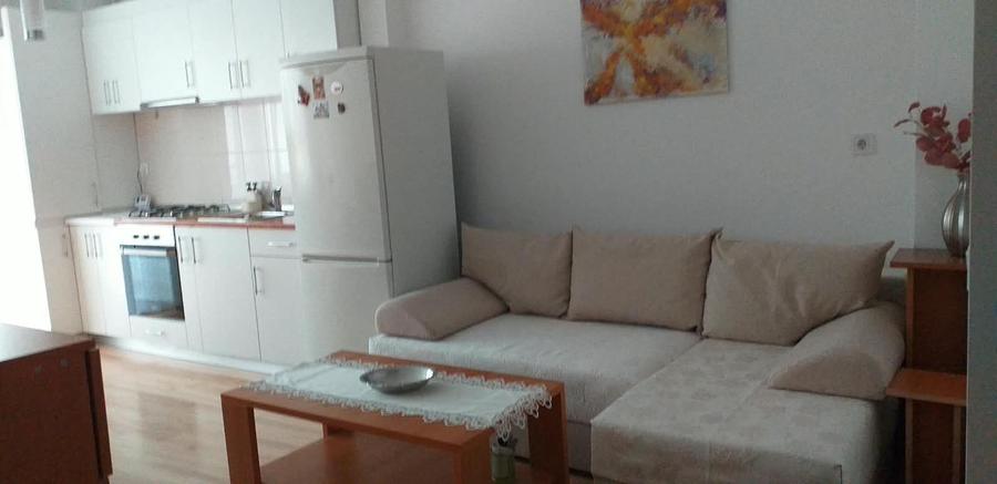Inchiriez apartament - 1
