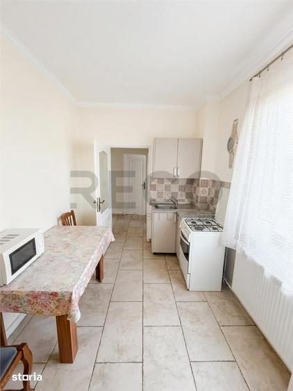 Apartament cu 4 camere în Cantemir