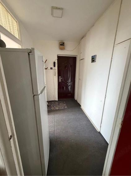 Apartament cu 2 camere semidecomandat în 1 Decembrie 1918
