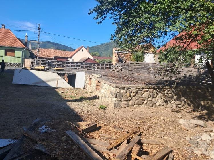 Spațiu comercial, în Orlat