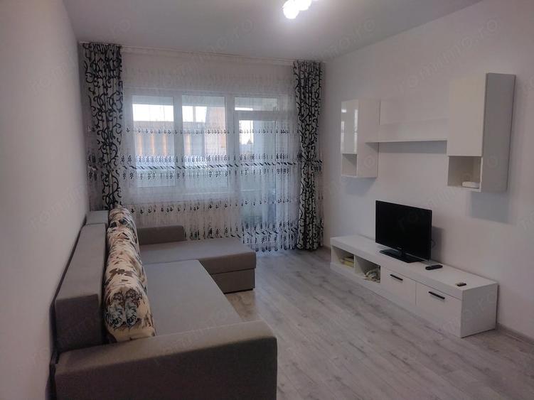Apartament cu 2 camere decomandat în Theodor Pallady