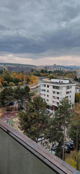 Apartament cu 2 camere semidecomandat în Grigorescu