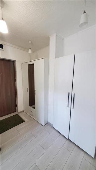 Apartament cu 2 camere semidecomandat, mobilat în Brâncoveanu
