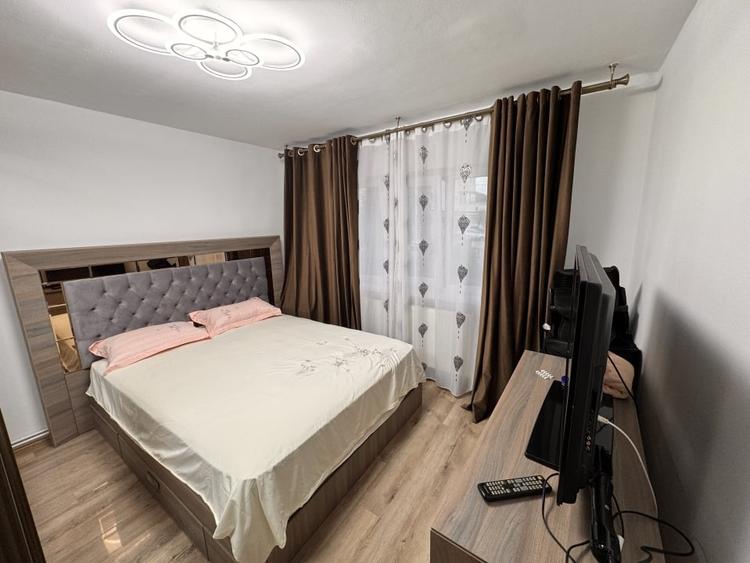 Apartament 4 camere, decomandat, zona Lapus - 6