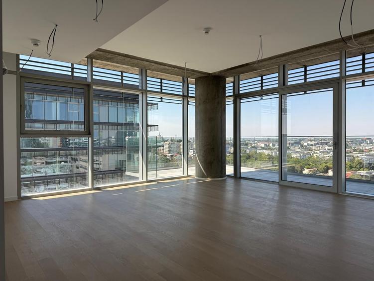 Apartament cu 3 camere decomandat în Floreasca