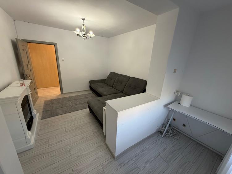 Apartament cu 2 camere decomandat în Rogerius