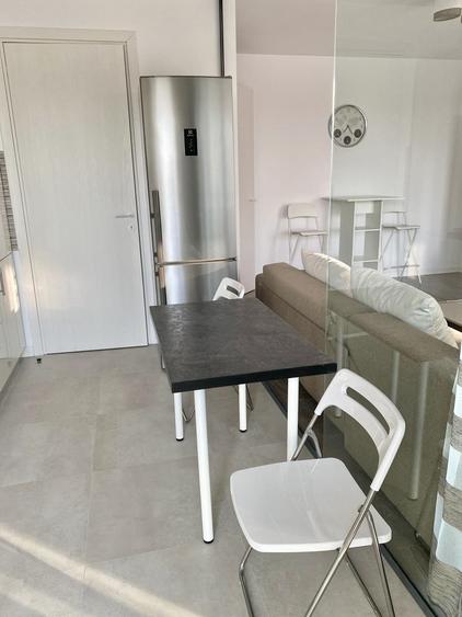 Apartament cu 2 camere semidecomandat, mobilat în Bucureștii Noi