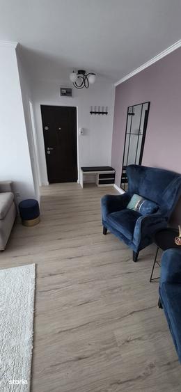 Apartament cu 2 camere semidecomandat în Central