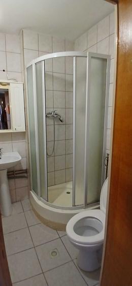 Apartament cu 3 camere decomandat în Șerban Vodă