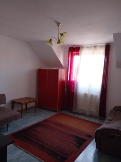 Casă cu 5 camere cu Canalizare în Dămăroaia