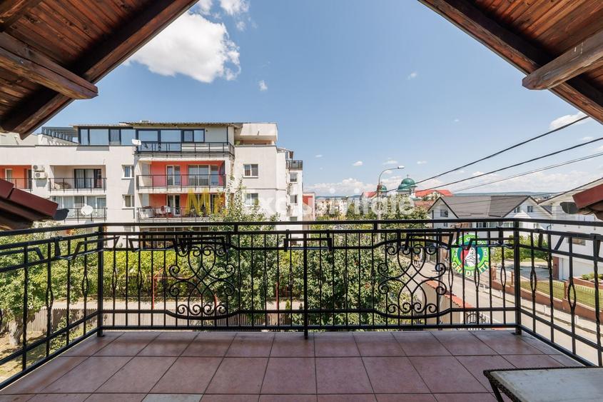 Casă individuală cu 10 camere cu Canalizare în Găvana
