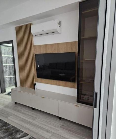 Apartament cu 2 camere decomandat în 1 Decembrie 1918
