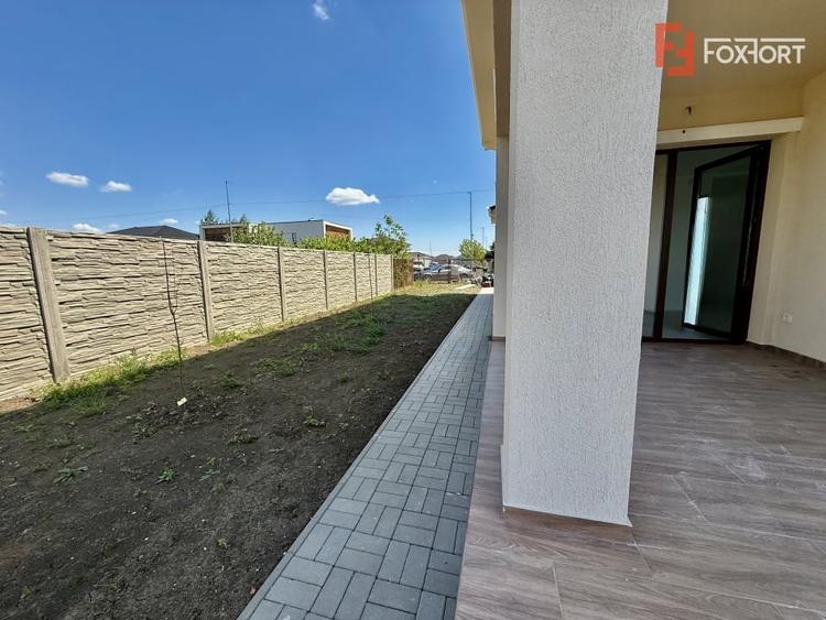 Duplex cu 4 camere cu Canalizare în Dumbrăvița