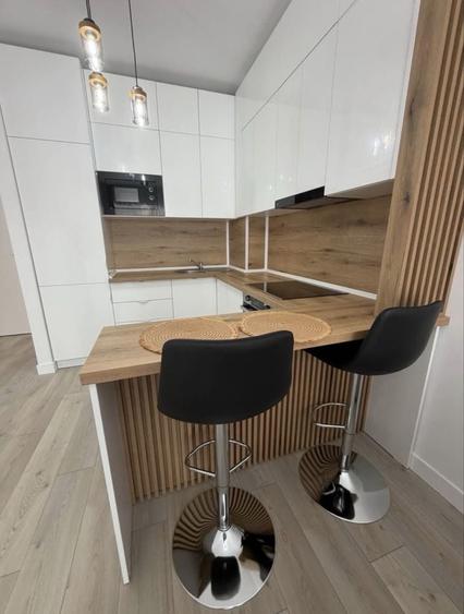 Apartament cu 2 camere în Baza 3