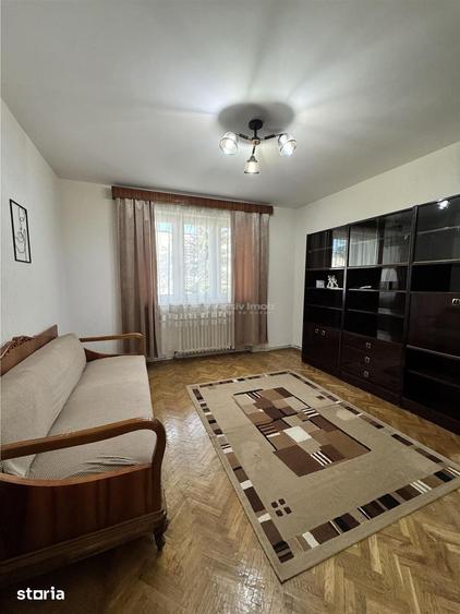 Apartament cu 3 camere decomandat în Kogălniceanu
