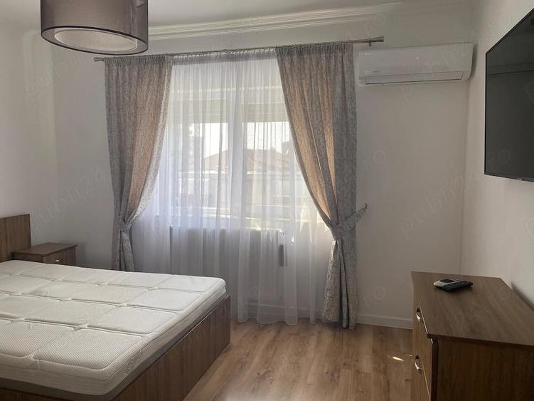 Garsonieră decomandată în Decebal