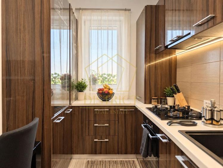 Apartament cu 3 camere semidecomandat, mobilat în Giroc