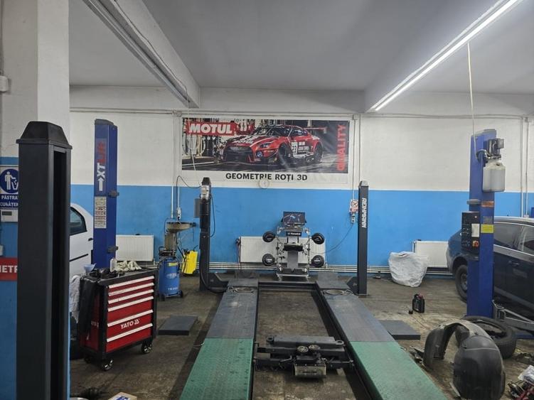 Spațiu comercial, de 350 mp, în Străulești