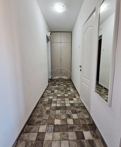 Apartament cu 2 camere semidecomandat, mobilat în Gheorgheni