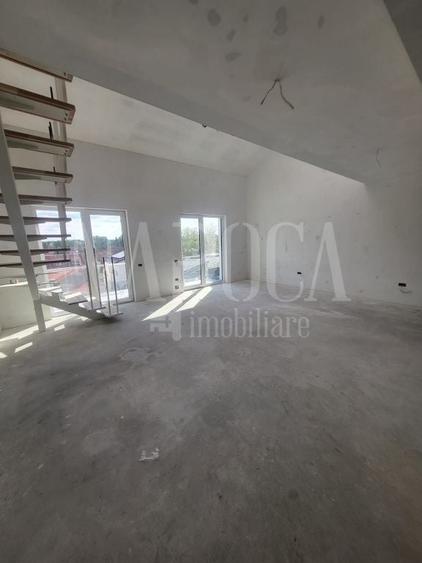 Penthouse cu 2 camere semidecomandat în Central