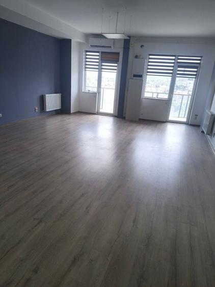 Spațiu comercial, de 74 mp, în Dosu Bricii